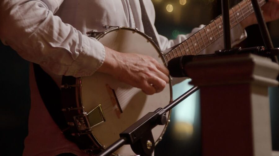 London: Country Music Party with Line Dancing, Two-stepping - The 2 to 4 p.m. dance party