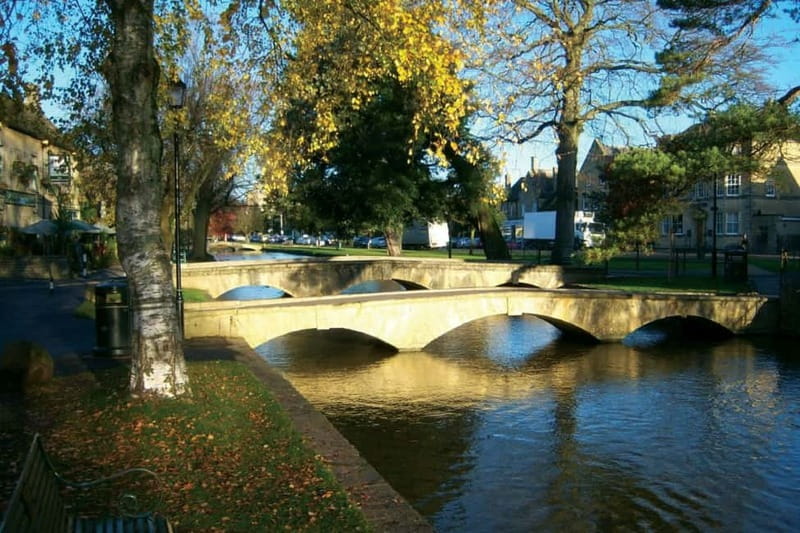 London: Cream Tea at Blenheim Palace & the Cotswolds Tour - Leaving London for the Cotswolds