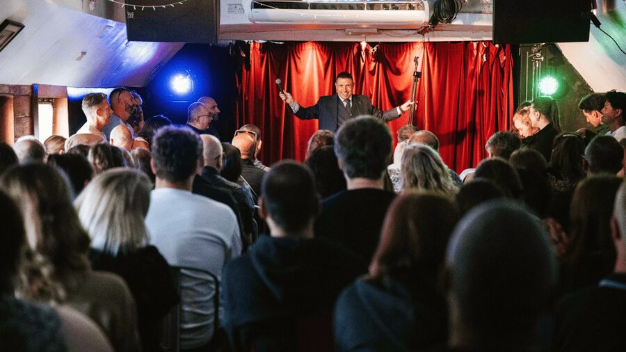 London: Dark Comedy on Iconic Battersea Barge - Key points at a glance