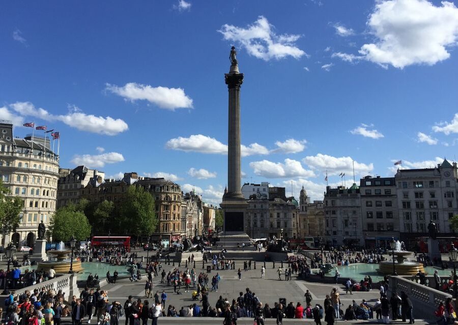 London: Doctor Who Guided Walking Tour - From Downing Street to Aliens of London