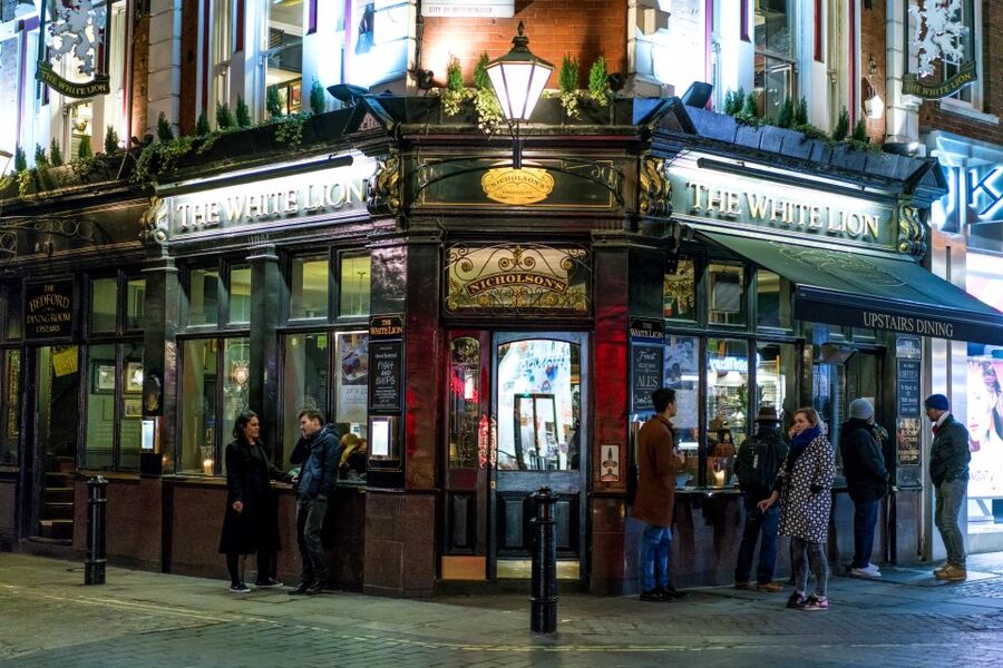 London: East End British Food & Drinks Private Walking Tour - Guides Jack and Dom, and the private format