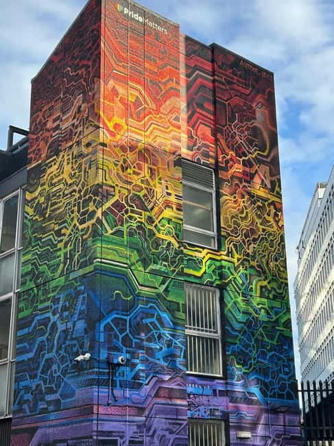 London: East End Instagrammable Street Art & Graffiti Tour - Art’otel and New Inn Broadway