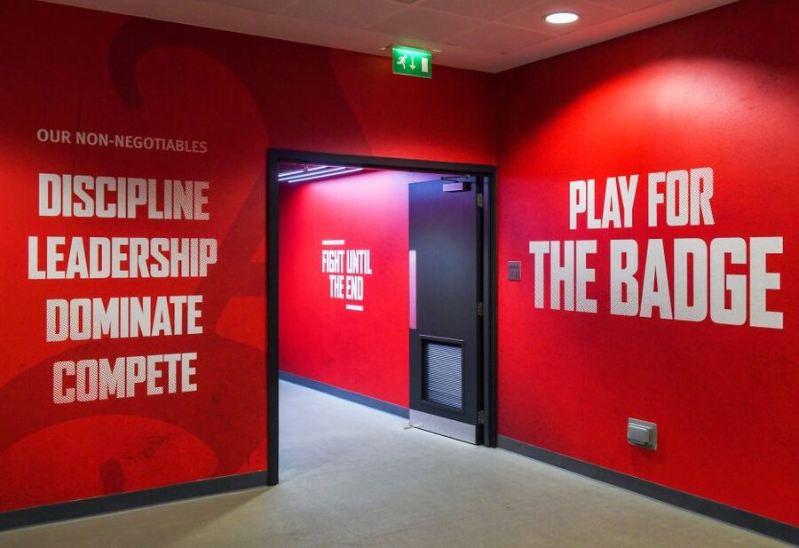 London: Emirates Stadium Entry Ticket and Audio Guide - Who should book this Emirates Stadium visit?