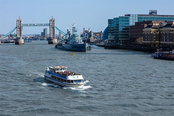 London Eye River Cruise and London Eye Ticket Option - Moving from the boat to the London Eye