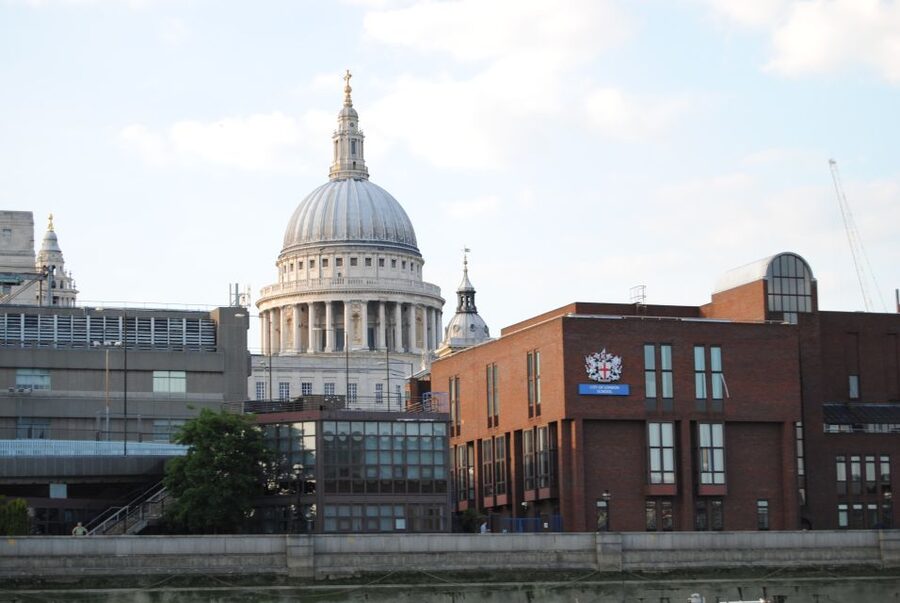 London: Famous Landmarks of the City by Car - Key points at a glance