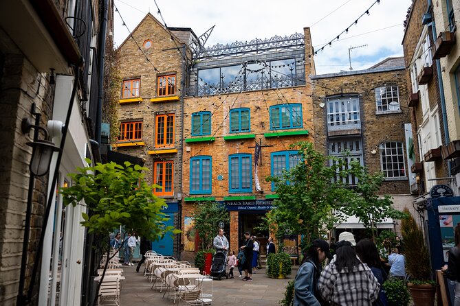 London Foodie Adventure:More than 10 dishes with Sherpa Food Tour - Finishing with a pub drink and dessert