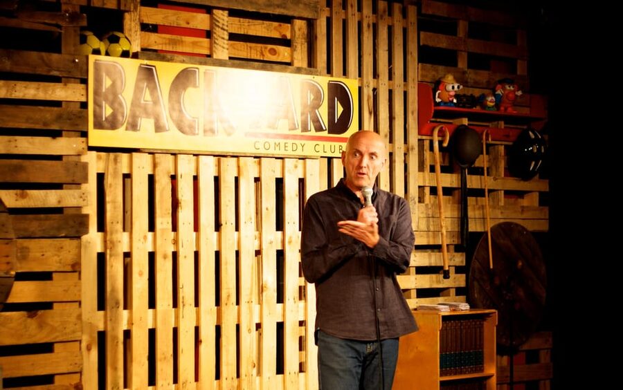 London: Friday Night at The Backyard Comedy Club - Why Friday at Backyard Comedy Club works