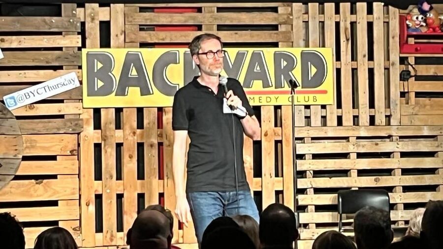 London: Friday Night at The Backyard Comedy Club - From 6pm: food, drinks, and a relaxed start