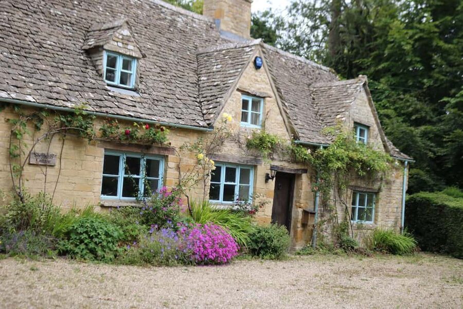 London: Full Day Cotswolds Tour with Shakespeare's Stratford - Chipping Campden and the golden-stone high street