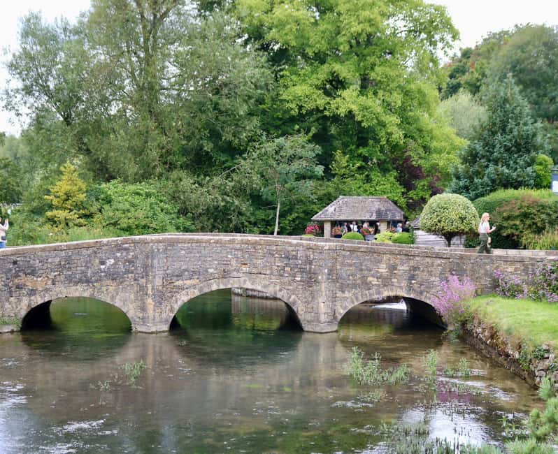 London: Full Day Cotswolds Tour with Shakespeare's Stratford - Stow-on-the-Wold and its medieval market square