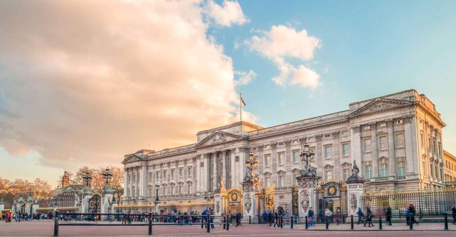 London: Full-Day London Bus Tour - What the $174 price really covers