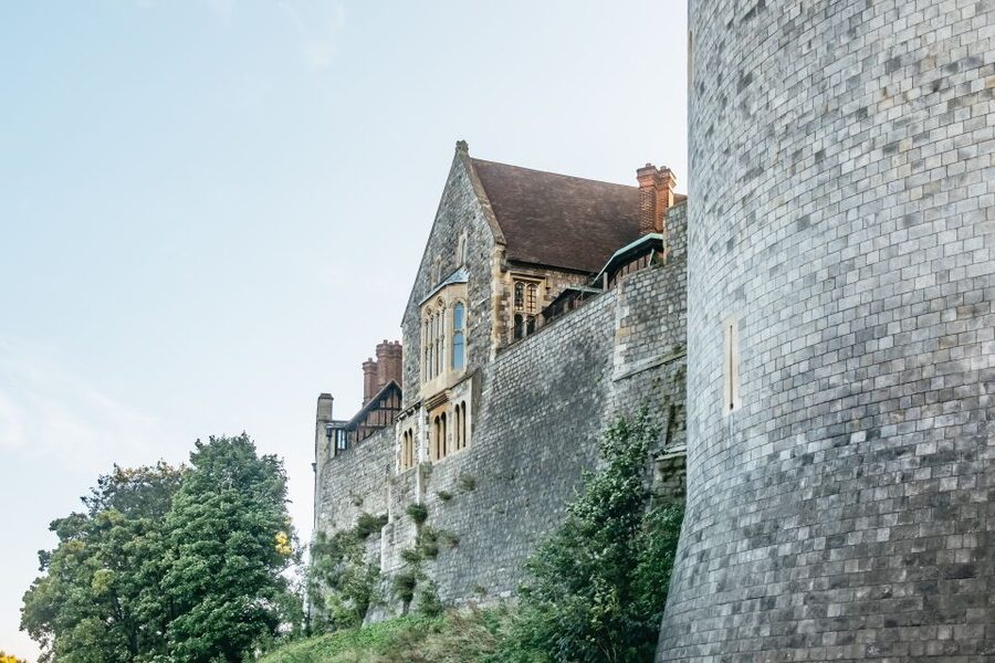 London: Full-Day Windsor, Stonehenge, and Oxford Tour - FAQ
