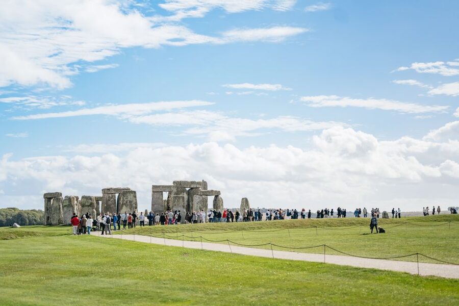 London: Full-Day Windsor, Stonehenge, and Oxford Tour - Oxford: dreaming spires in a short walking tour