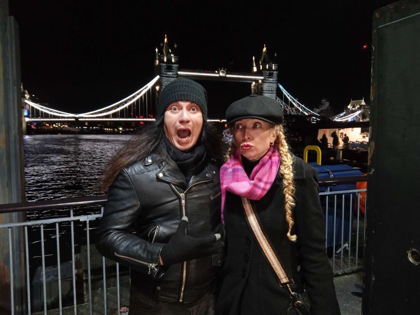 London: Ghost Walk and River Thames Boat Ride - Walking conditions, group size, and guide quality