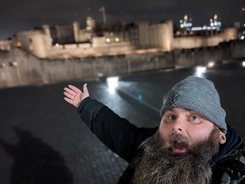 London: Ghost Walk and River Thames Boat Ride - The Underground option follows the same haunted route