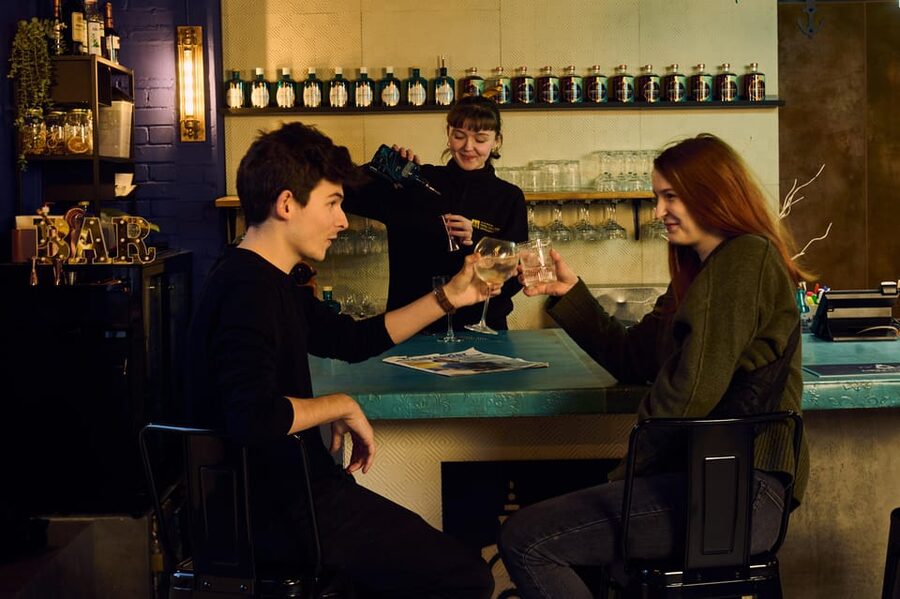 London: Gin Tasting & Masterclass - Comparing four award-winning gins