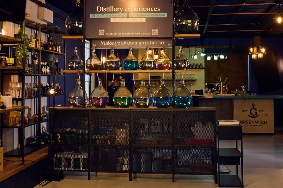 London: Gin Tasting & Masterclass - Starting with a Greenwich Gin and Tonic