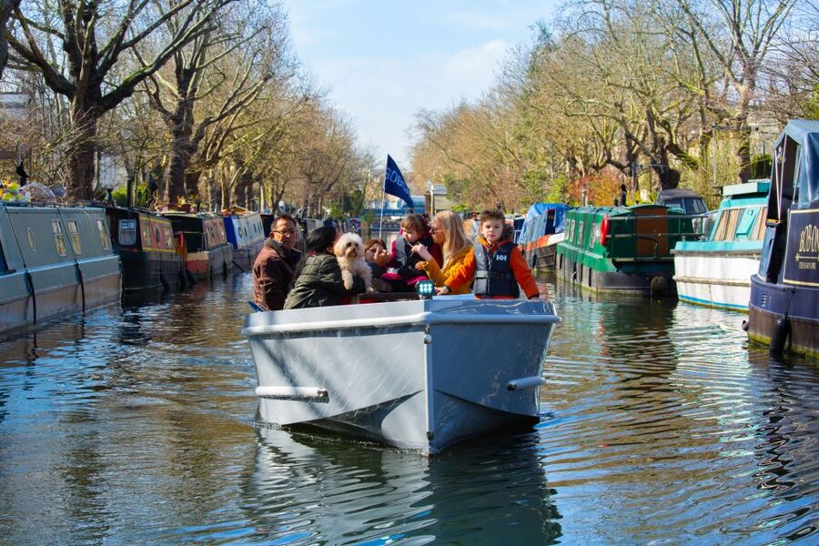 London: GoBoat Rental for Regent's Canal & Paddington Basin - Taking the wheel on Regent’s Canal