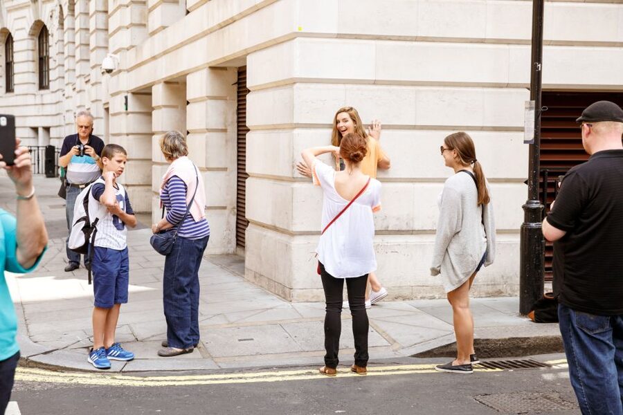 London: Guided Harry Potter Coach Tour of Locations - The Knight Bus route and moving London views