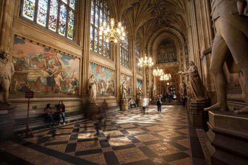 London: Guided Tour of Houses of Parliament & Westminster - Parliament begins in Westminster Hall