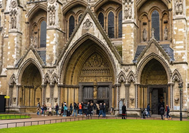 London: Guided Tour of Houses of Parliament & Westminster - The House of Lords and royal ceremony