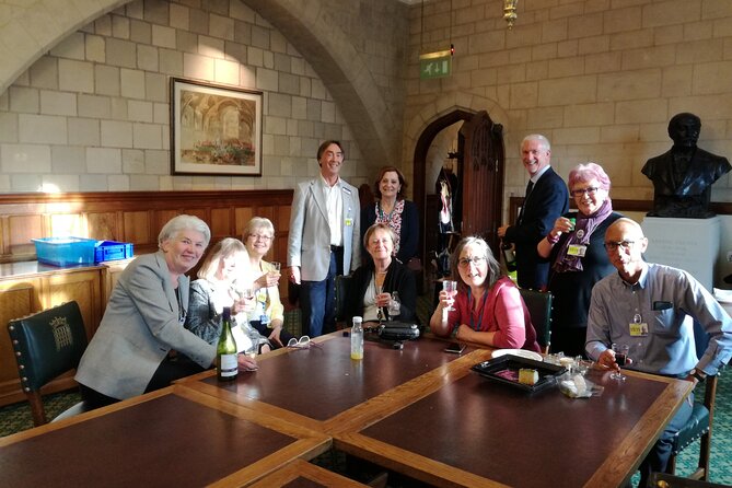 London: Guided Tour Westminster Abbey + Optional Parliament Entry - What the guided abbey visit adds