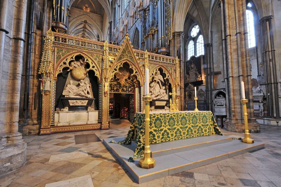 London: Guided Westminster Abbey Tour and Refreshments - Price and what you receive for $107
