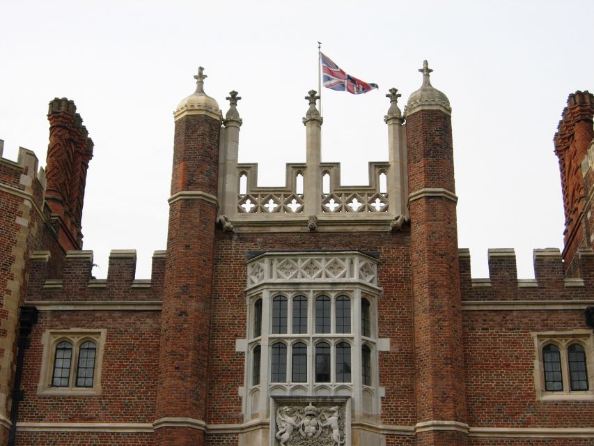 London: Hampton Court Private Guided Tour - The $465 price and what you receive