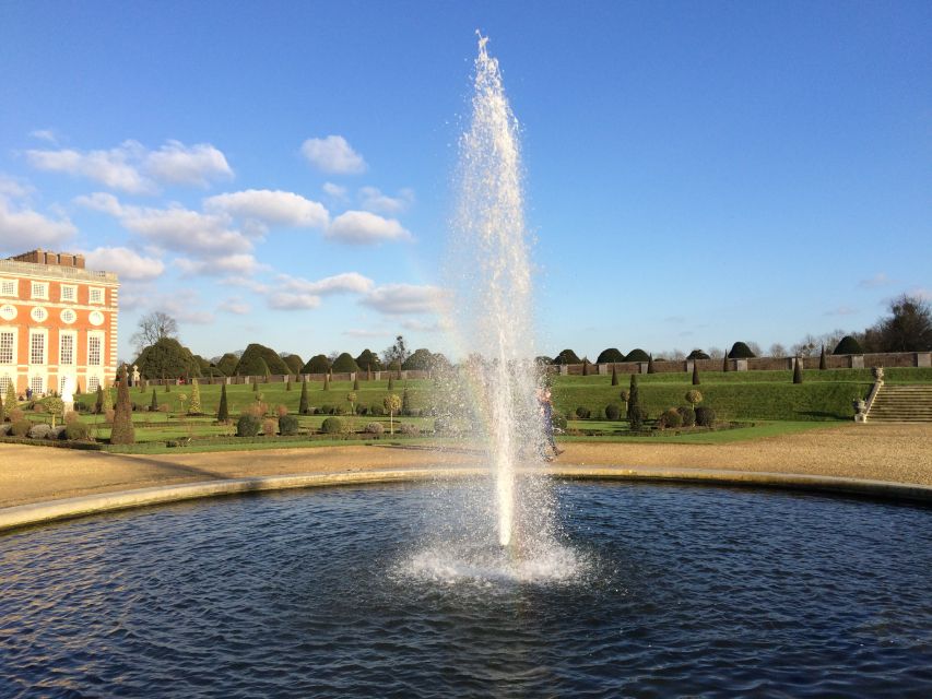 London: Hampton Court Private Guided Tour - The Tudor Kitchens and the heat of a royal banquet