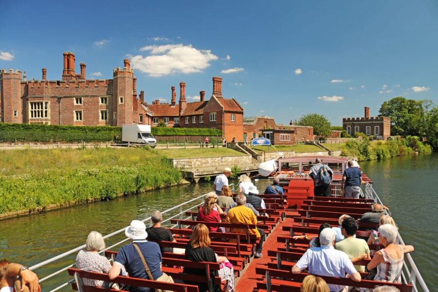 London: Hampton Court to Westminster River Thames Cruise - Following the winding river toward Westminster