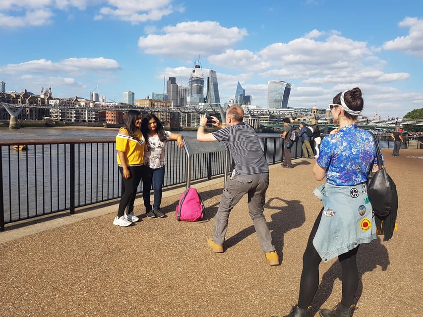 London: Harry Potter Inspirations and Locations Tour - London Bridge and the Wobbly Bridge