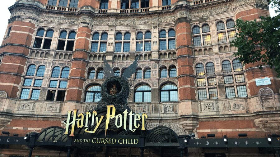 London: Harry Potter Movie Location Tour with an APP - Cecil Court and the real-world Diagon Alley