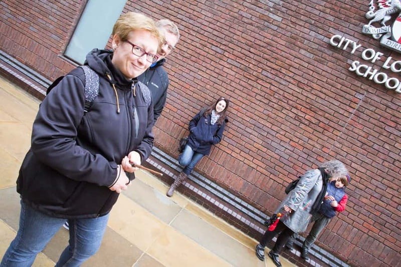 London: Harry Potter Small Group Walking Tour - Crossing Millennium Bridge, the Death Eaters’ target