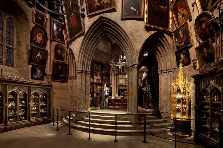 London: Harry Potter Studio Tour and Oxford Day Trip - The drive to Warner Bros. Studio Tour London