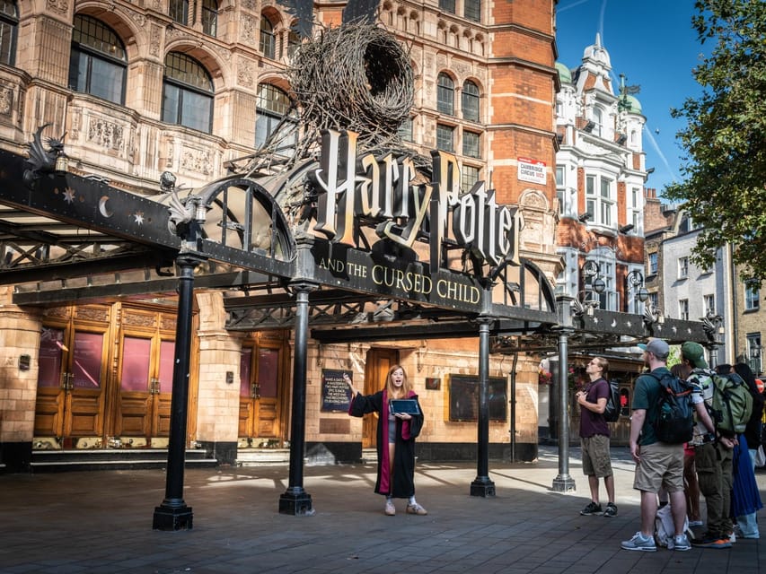 London: Harry Potter Tour and London Bridge Tombs Experience - The London Bridge Tombs Experience is the big finale