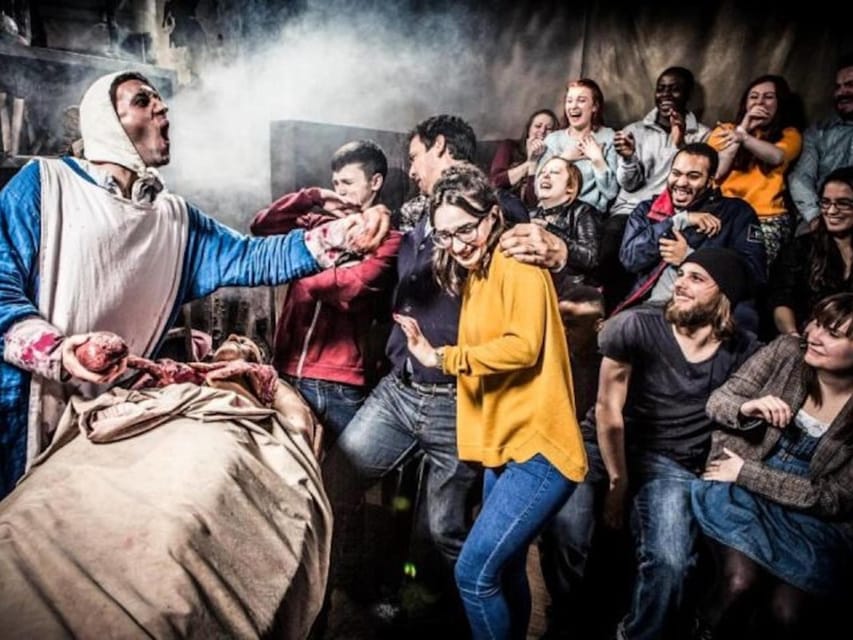 London: Harry Potter Tour & The London Dungeons Tour - Cecil Court and Goodwin’s Court
