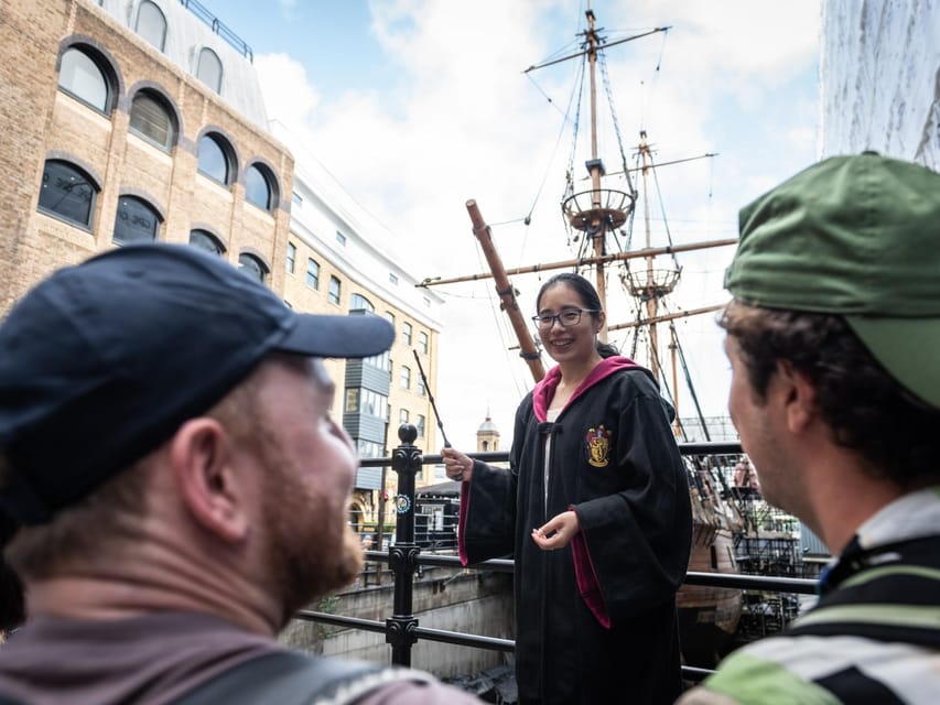 London: Harry Potter Tour with Madame Tussauds Tickets - Two hours with the wax celebrities at Madame Tussauds
