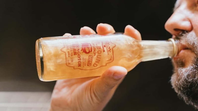 London: Harry Potter Walking Tour (& Bottle of Butterbeer) - Trafalgar Square and the final film premiere