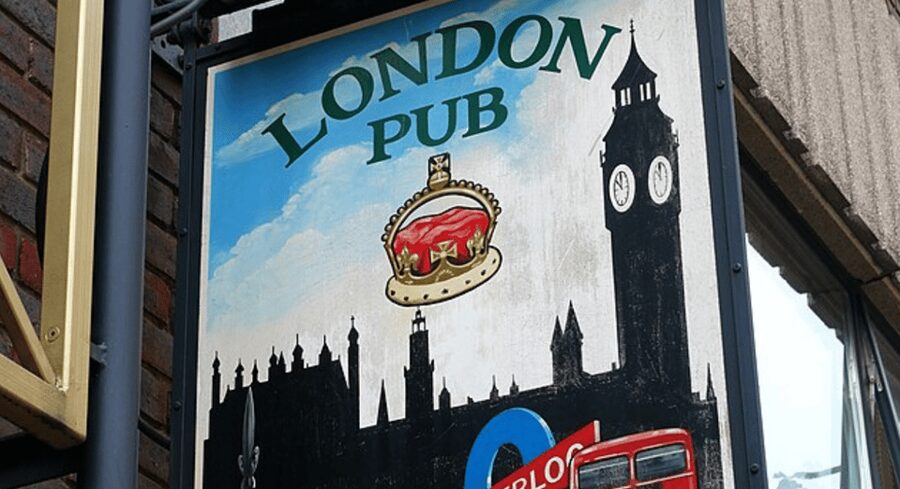 London: Historic London Pub Walking Tour - The first pub: settling into London’s old drinking culture