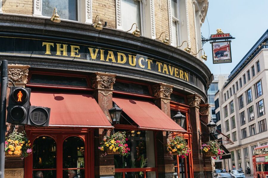 London: Historic Pubs of Central London Walking Tour - Practical timing and the end of the route