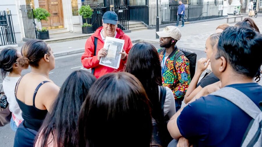 London: Hop-On Hop-Off Pass with Thames River Cruise 24 Hrs - Why the Thames cruise is worth fitting into your day
