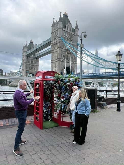London: Iconic London Taxi Tour - Private 3 hour tour - From Roman London to the modern city