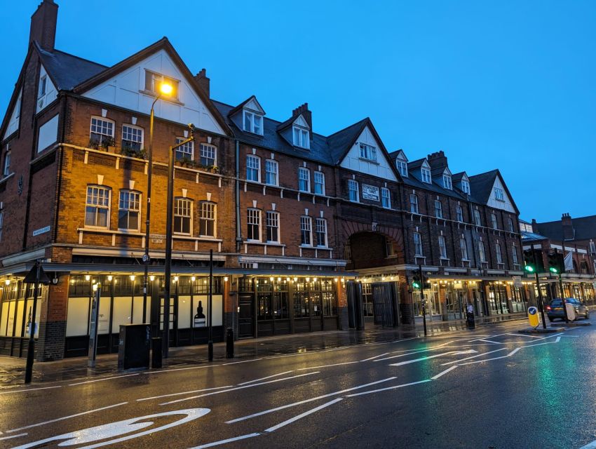London: Jack the Ripper Tour in Spanish - Goulston Street and the case evidence