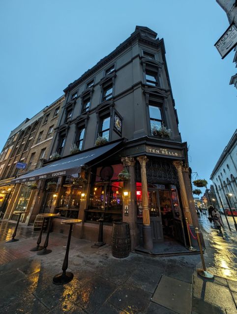 London: Jack the Ripper Tour in Spanish - Spanish delivery and guide style