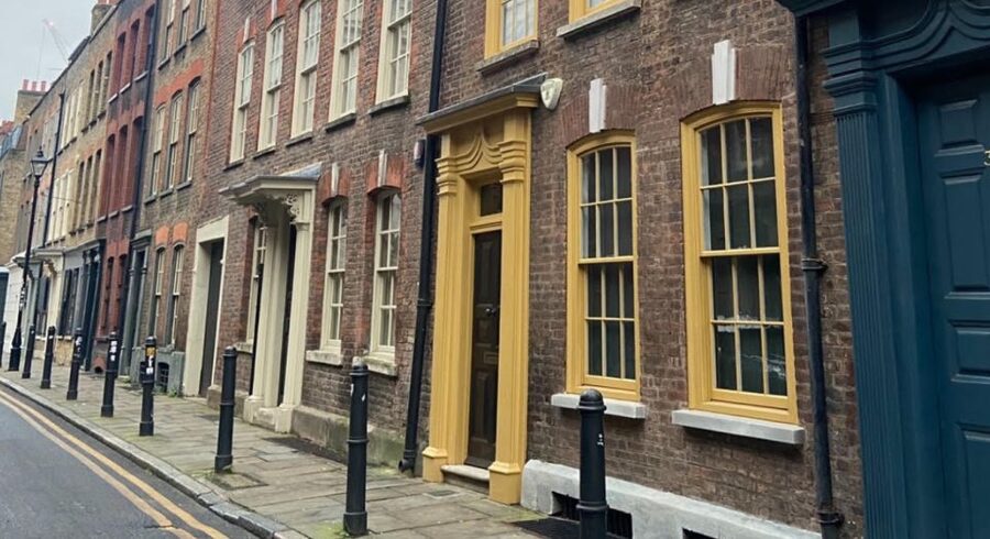 London: Jack the Ripper Walking Tour - What the $21.55 price gives you