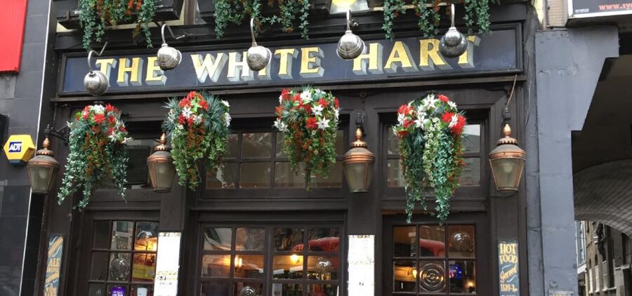 London: Jack the Ripper Walking Tour with an App - Two pub stops and a chance to slow down