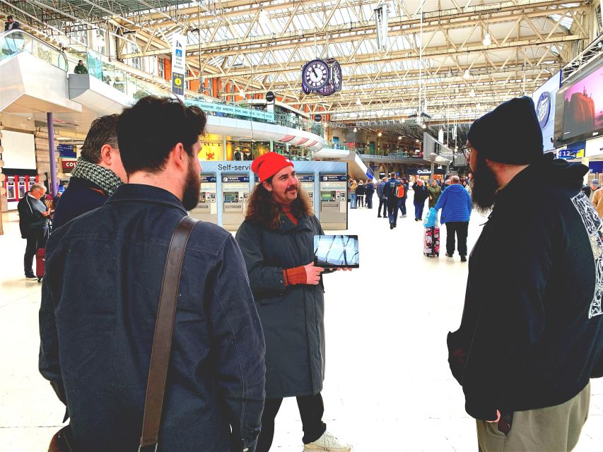 London: James Bond and Spies Walking Tour - Somerset House and the Strand