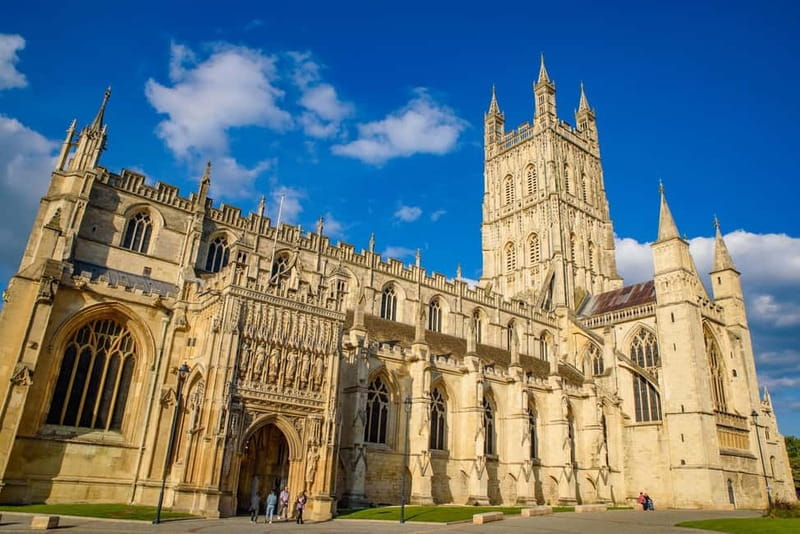 London: Lacock & The Cotswolds Harry Potter Small Group Tour - From Vauxhall Bridge Road to the West Country