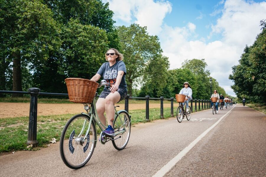 London: Landmarks & Secrets Bike Tour with Pub & Street Art - Is $101 a fair price?