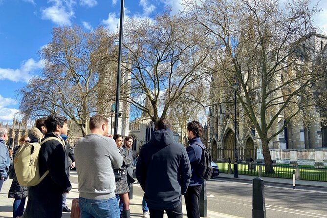 London: Landmarks Walking Tour - Trafalgar Square and the story of power